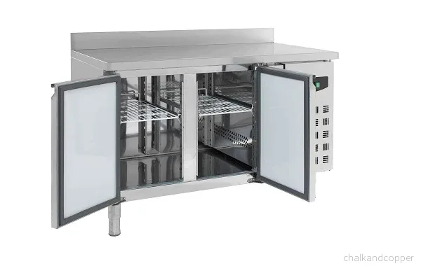 Kylbänk - 2 dörrar - Hög bakkant - 700 mm djup - Bild 2