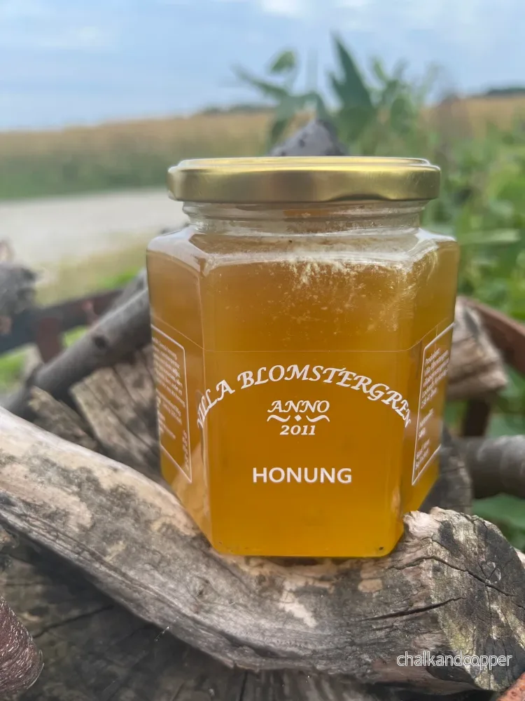 Kallpressad RAW Ljunghonung 500 g – Svensk honung - Bild 3