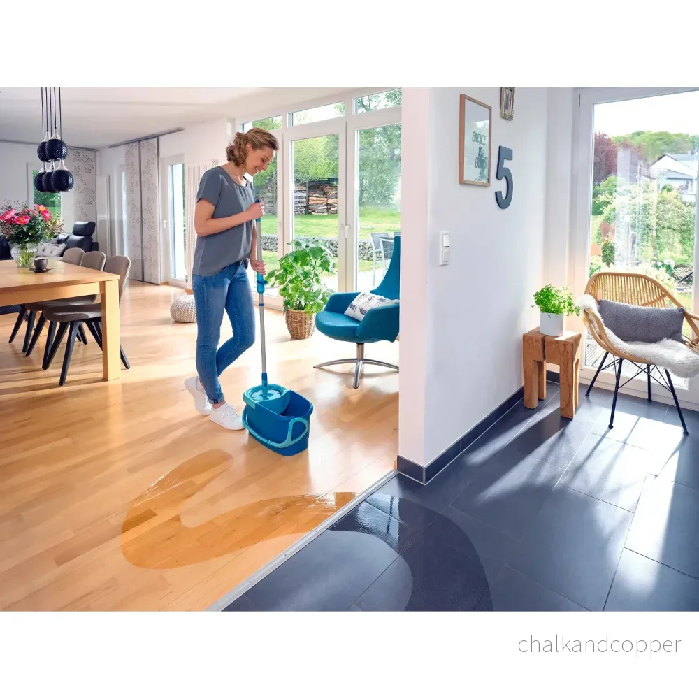 Leifheit Clean Twist-set, roterande mopp och hink, justerbar handtagslängd, hinkens volym 6 liter, Micro duo-moppdukssats, 52101 - Bild 3