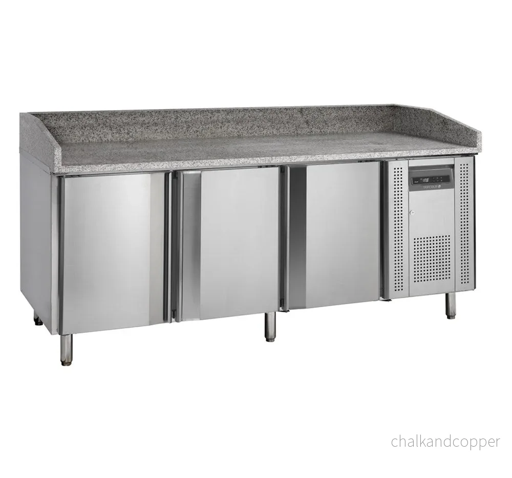 Rostfritt Pizzabänk – 3 dörrar – PT1300 Rostfritt Pizzabänk – 3 dörrar – PT1300
