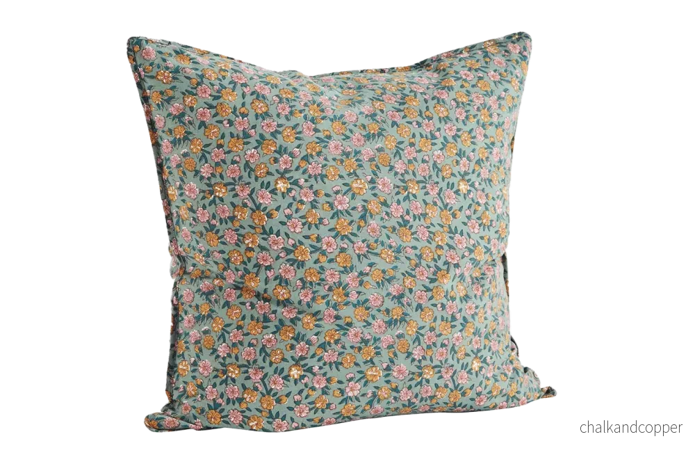 Blommig kuddfodral 50 x 50 cm