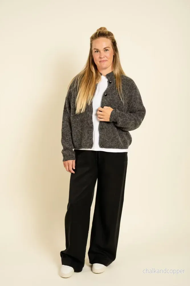 AlphaGZ Short Cardigan Charcoal Melange Gestuz AlphaGZ Short Cardigan Charcoal Melange Gestuz
