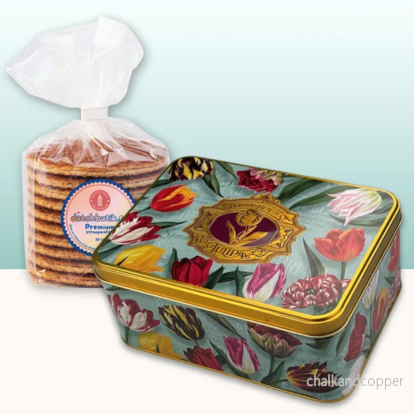 Pretty Tulips Kexburk Blågrön med premium stroopwafels (10 st, ca 350 g totalt) – Exklusivt gåvoset