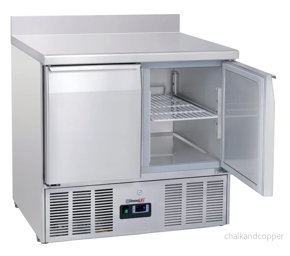 Saladette – Kylt serveringsbord med bakplatta 2 luckor GN 1/1 Saladette – Kylt serveringsbord med bakplatta 2 luckor GN 1/1
