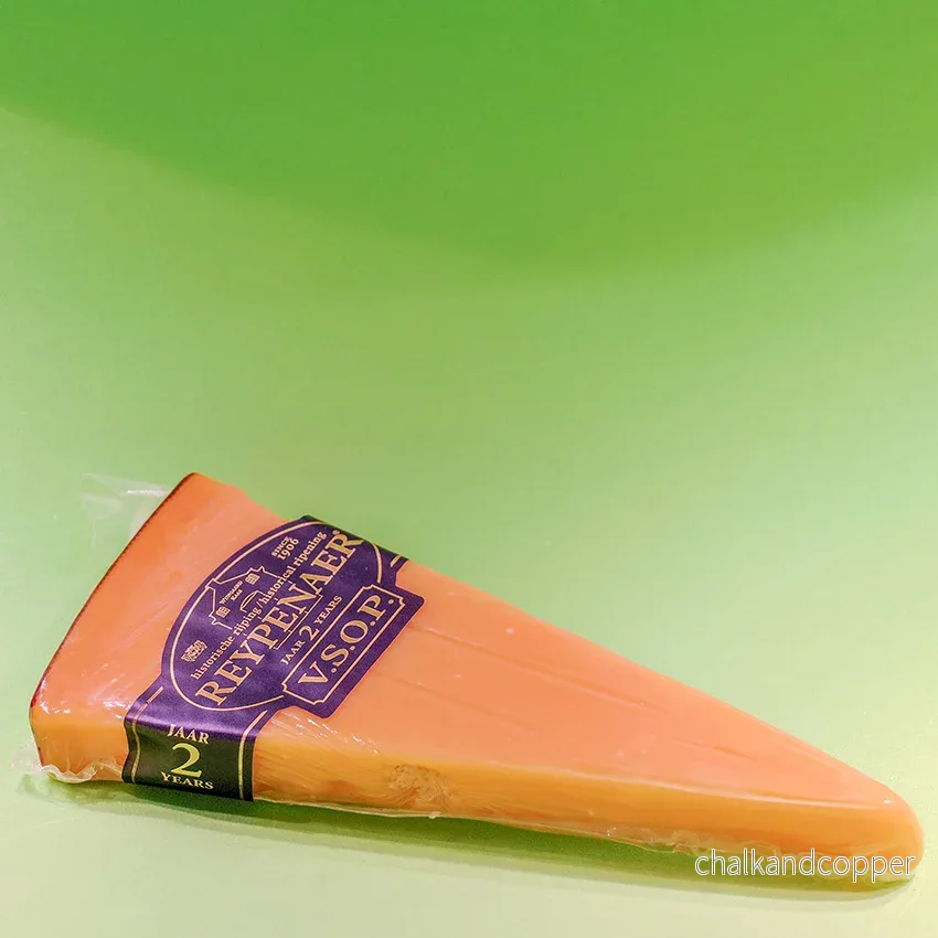 Köp holländsk ost i Sverige – Reypenaer V.S.O.P. lagrad 2 år (135 g) | Äkta premium Gouda från Holland Köp holländsk ost i Sverige – Reypenaer V.S.O.P. lagrad 2 år (135 g) | Äkta premium Gouda från Holland