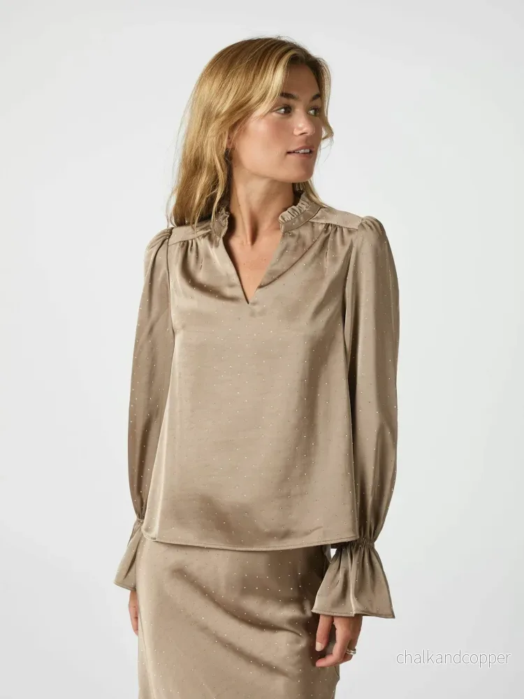 Amara Heavy Sateen Bedaz Blouse Dark Taupe Neo Noir