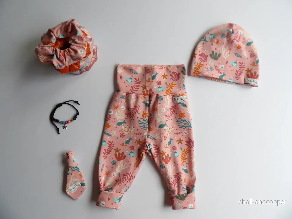 Storlek 56, Pink Coral Drift – Handgjort babyset, OEKO-TEX®-certifierade tyger