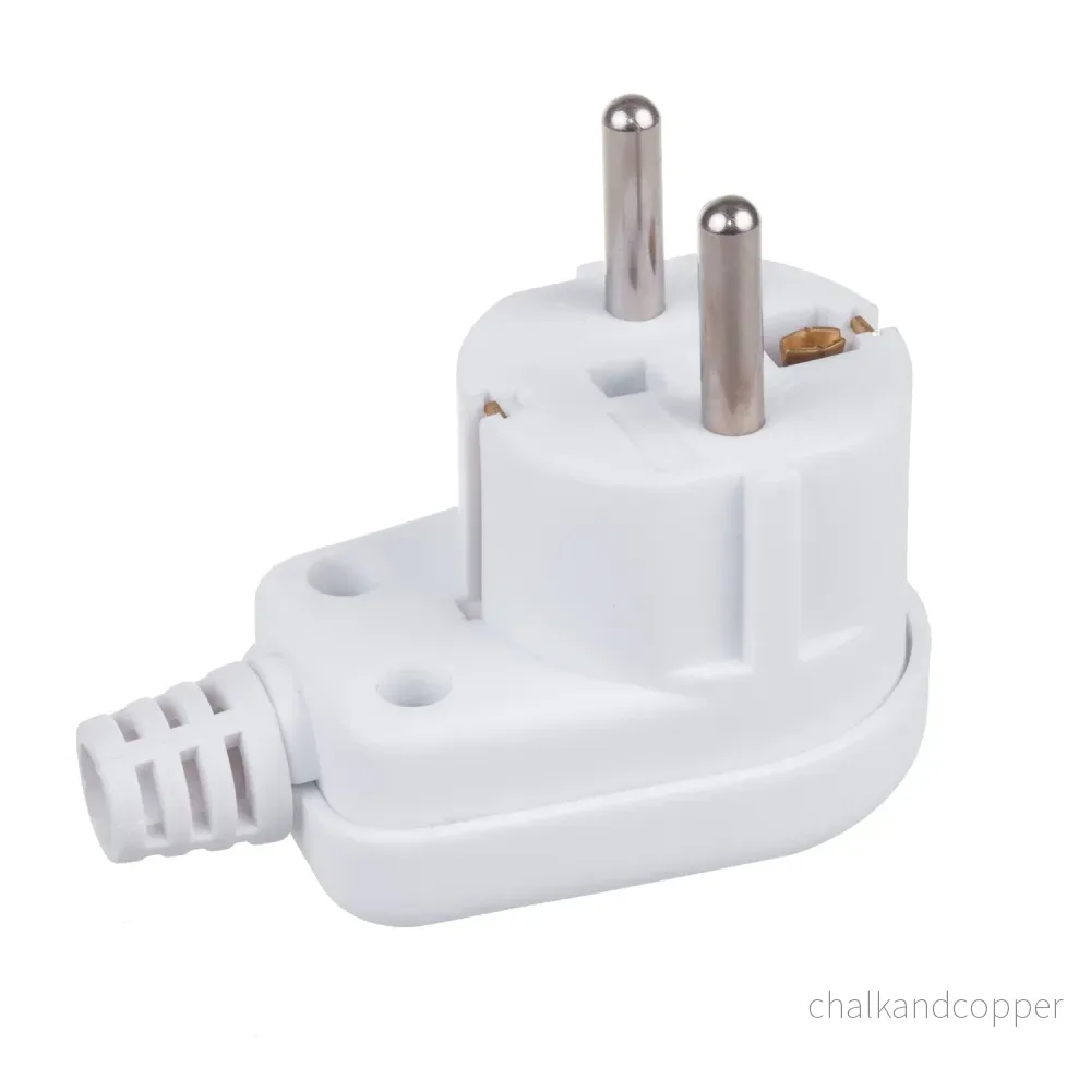 Maclean MCE330 Plugg Med Skyddskontakt Uni-Schuko Vinklad Plugg Med Jord Unischuko Universal Schuko Plug 16A 250V Vit Plast