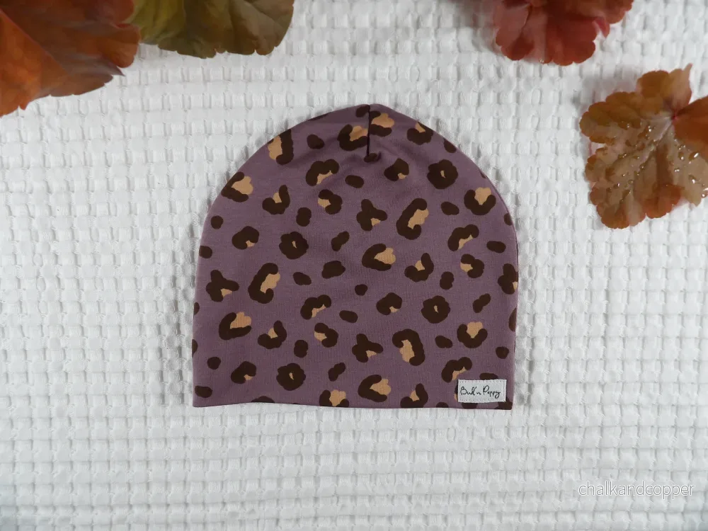 Mössa – Lilac Leopard