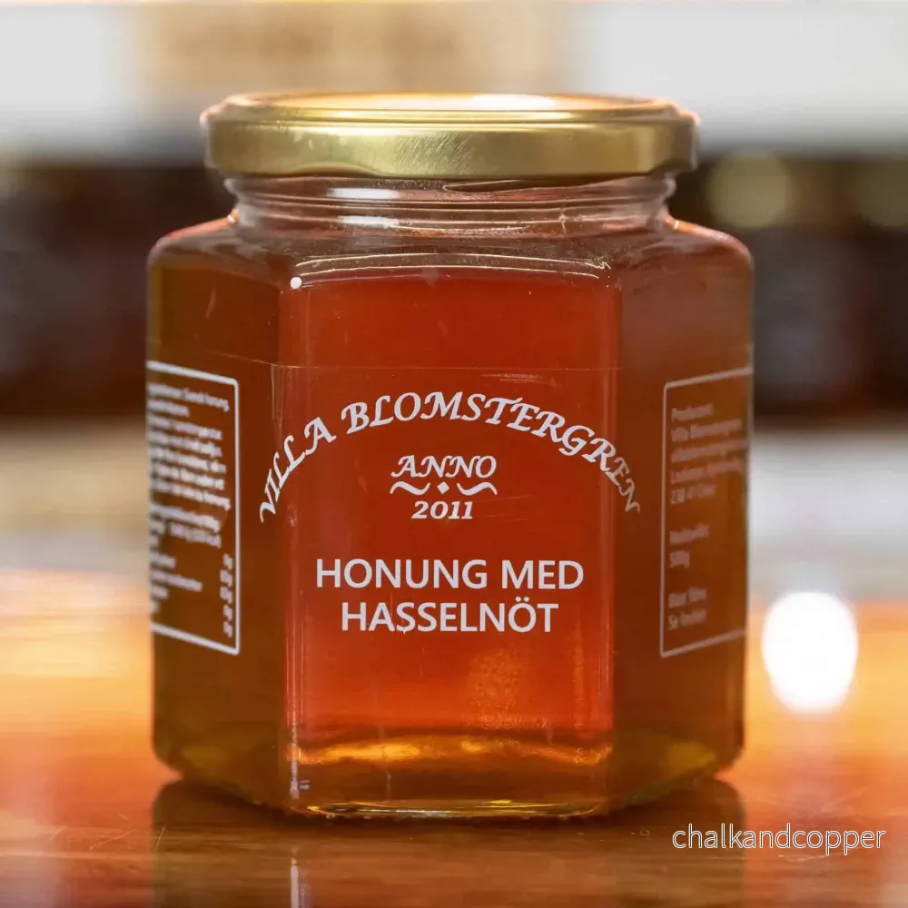 Honung med Hasselnöt