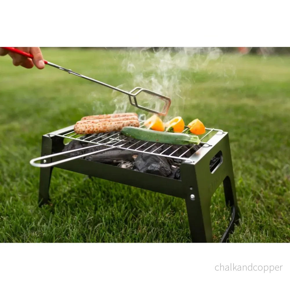 Blaupunkt GC101 Tragbarer Grill Grillkoffer mit klappbaren Füßen Grillfläche 33 x 20 cm Pulverbeschichtete Stahlkonstruktion Grillrost aus Edelstahl - Bild 2