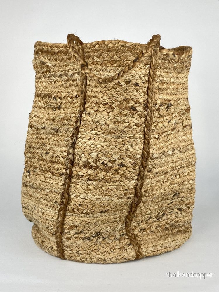 Väska/förvaringskorg jute med flätade handtag Väska/förvaringskorg jute med flätade handtag