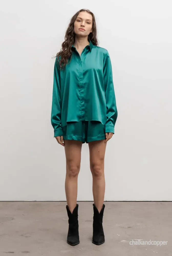 Aly Satin Shirt Emerald Green Ahlvar Gallery Aly Satin Shirt Emerald Green Ahlvar Gallery