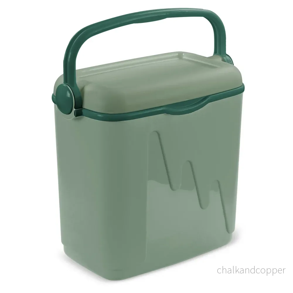 Curver Travel Refrigerator, påfyllningsbar, kapacitet 20L grön
