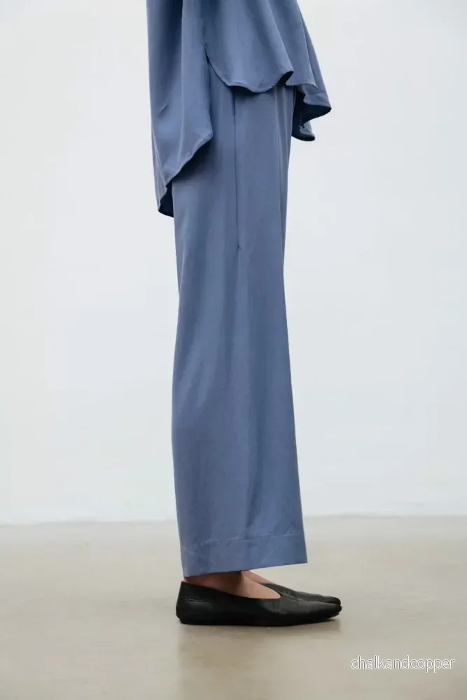 Airy Pants Pale Indigo A Part of the Art