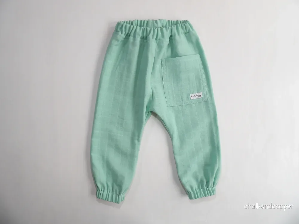 Resårbyxa i Muslin Soft Mint – storlek 86