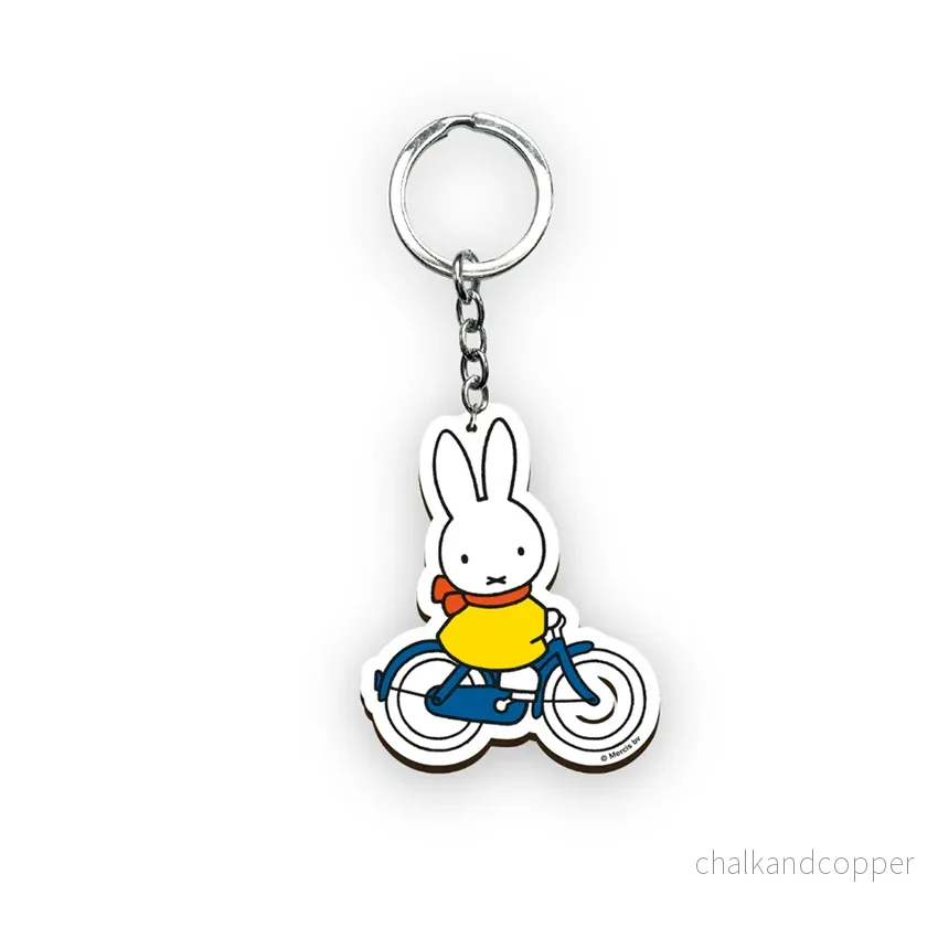 Miffy® MDF nyckelring – Miffy på cykel - Bild 2