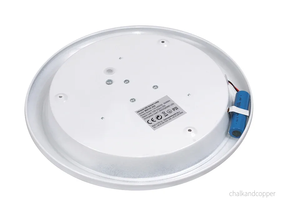 12W LED-taklampa med PIR-rörelsesensor och nödströmförsörjning, 6m räckvidd Maclean Energy MCE131 ACU - Bild 2