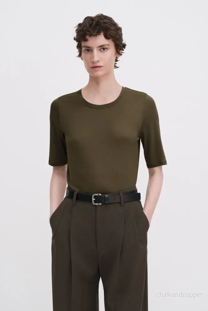 Elena Tee Dark Khaki Green Filippa K