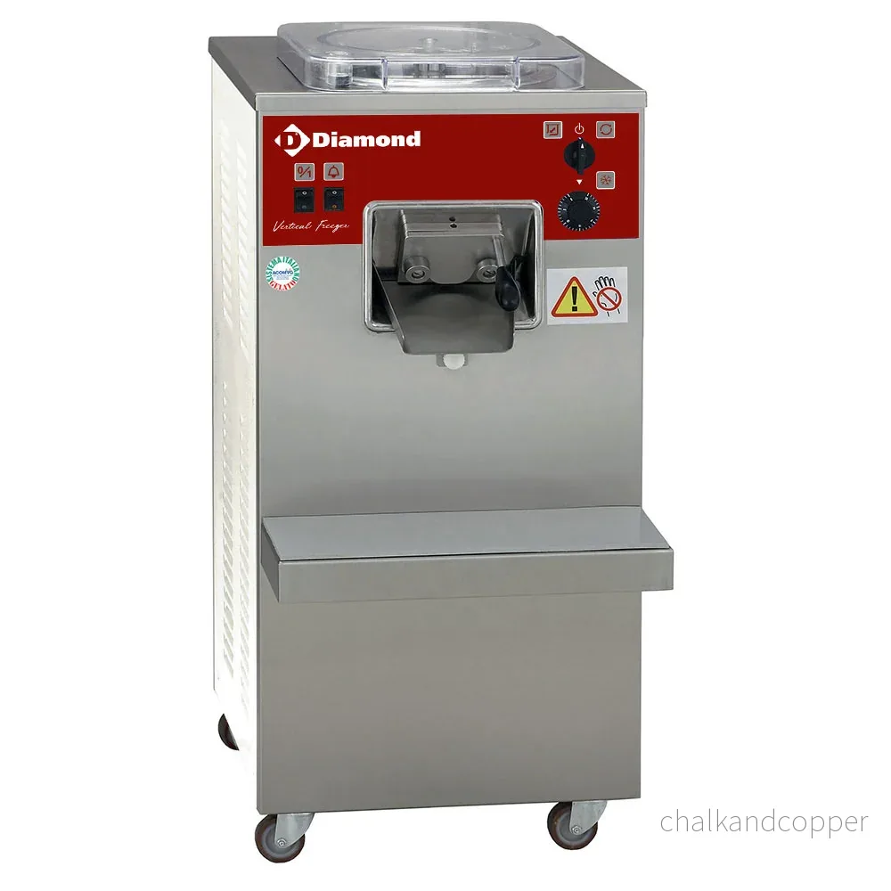 Automatisk vertikal glassturbin, 20 L/h, luftkondensor Automatisk vertikal glassturbin, 20 L/h, luftkondensor