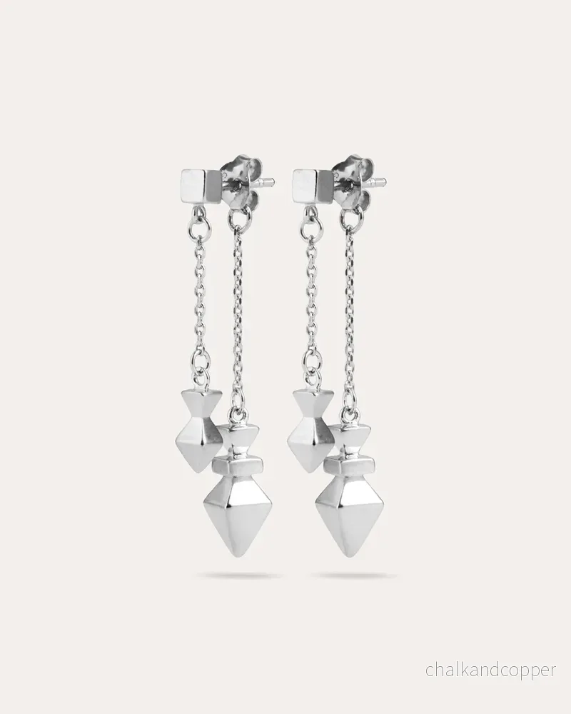 Arrow Chain – Silverörhängen Arrow Chain – Silverörhängen