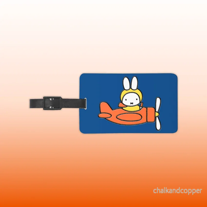 Miffy® bagagebricka – Miffy flyger Miffy® bagagebricka – Miffy flyger