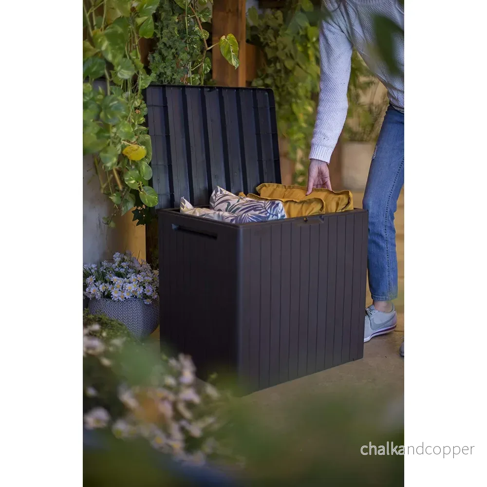 Keter trädgårdslåda resistent mot låga temperaturer och UV-strålning City Storage Box 113L - Bild 2