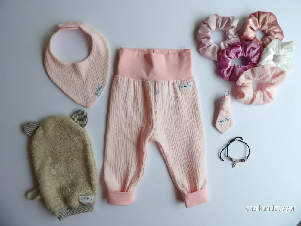 Storlek 68, Dreamy Petals – Handgjort babyset, OEKO-TEX®-certifierade tyger