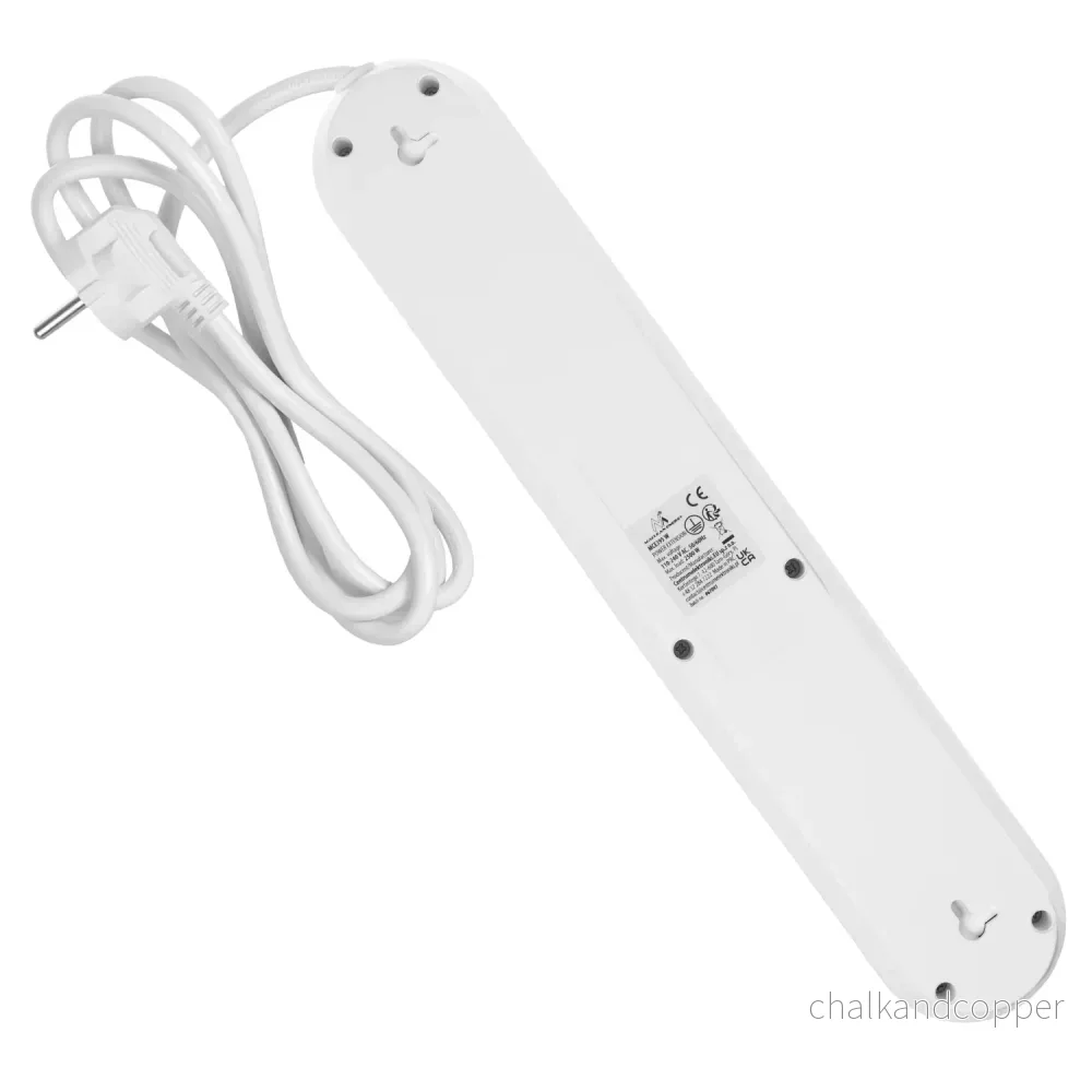 Maclean grenuttag, förlängningskabel 5 uttag + 3xUSB, 110-240V AC 50/60Hz, 2,1A max 2500W, 1,5m, vit, MCE395 W - Bild 3