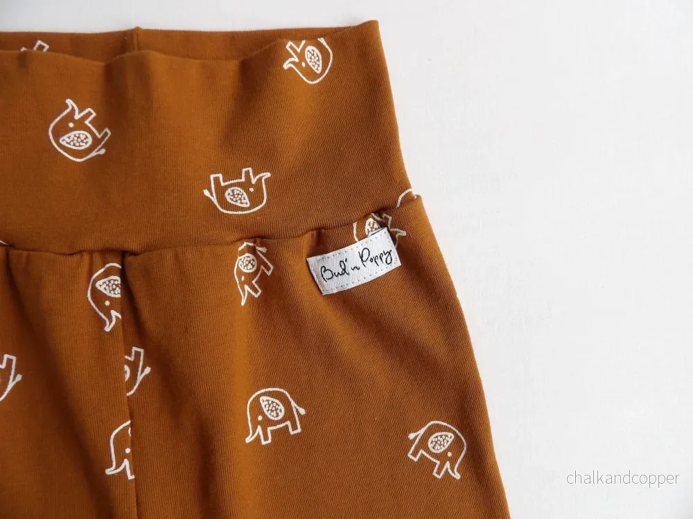 Växa-byxa Cocoa Elephant Pants - storlek 56 & 62 (ca 1-2 mån & 2-4 mån) - Bild 3