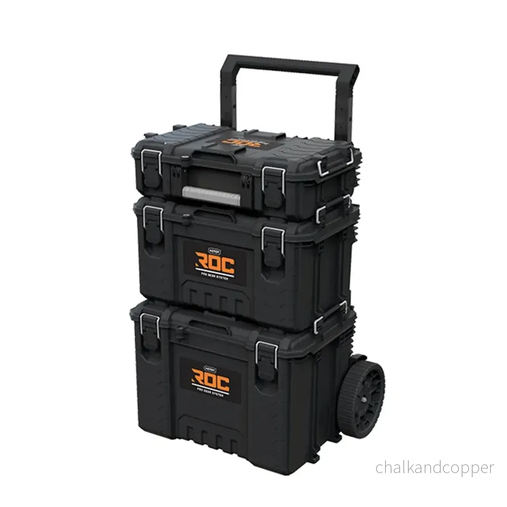 Set med 3 verktygslådor Keter ROC Pro Gear 2.0, total volym 110 liter, skyddsklass IP65, avtagbart teleskophandtag, kan låsas med hänglås, 256982