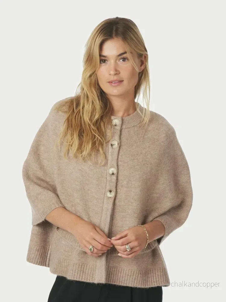 Josei Double Knit Cape Beige Melange Neo Noir