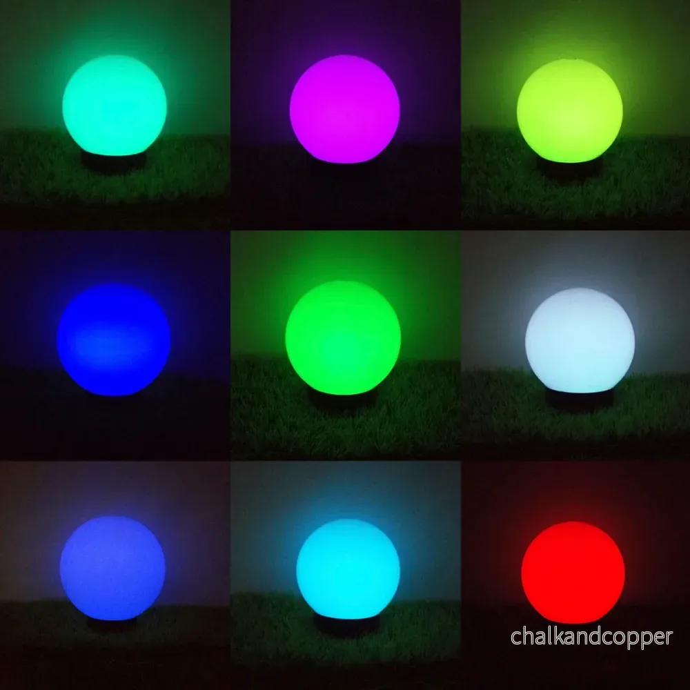 GreenBlue solcellsdriven fristående trädgårdslampa, sfär, 20x20x53cm, RGB-färgade LED, GB124