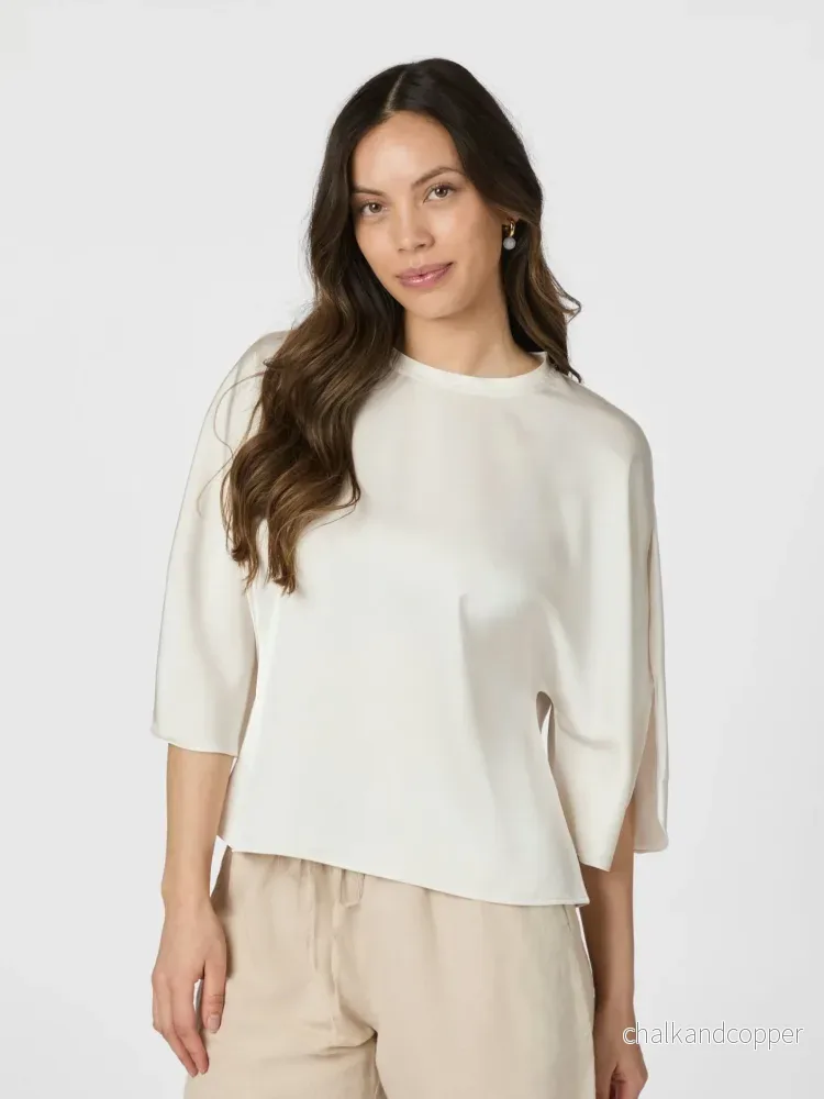 Liora Heavy Sateen Blouse Pearl Neo Noir Liora Heavy Sateen Blouse Pearl Neo Noir