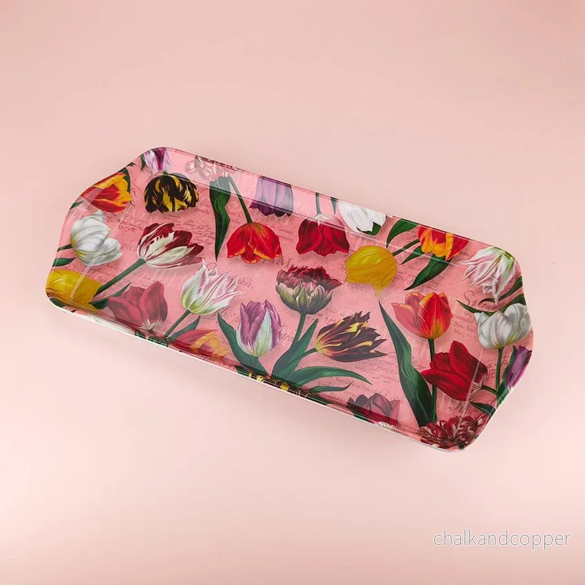 Pretty Tulips Bricka Rosa – Exklusiv Holländsk Design i Melamin