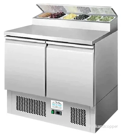 Kylbänk med 2 dörrar och saladette 5 x 1/6 GN - IAC