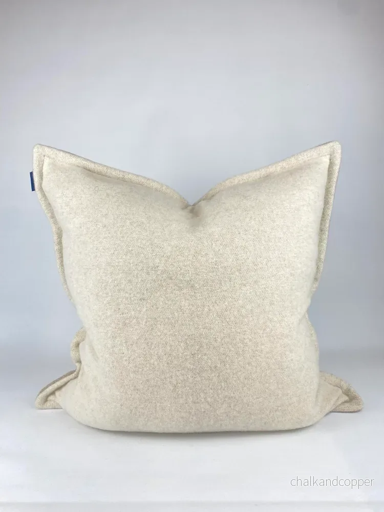 Kuddfodral lammull beige/cremevit - Bild 2
