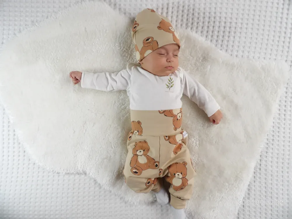 Complete Newborn Set – Teddy Bear | Kvist | Body, växa-byxa & mössa - Bild 2