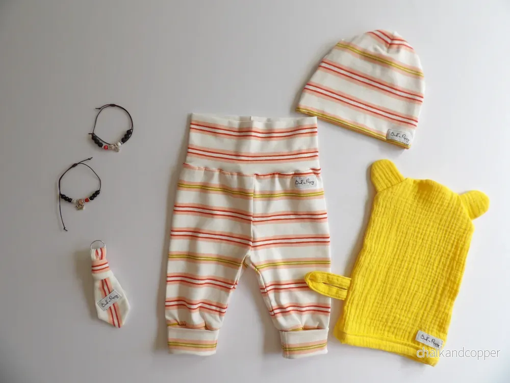 Storlek 56, Blushing Stripes – Handgjort babyset, OEKO-TEX®-certifierade tyger Storlek 56, Blushing Stripes – Handgjort babyset, OEKO-TEX®-certifierade tyger