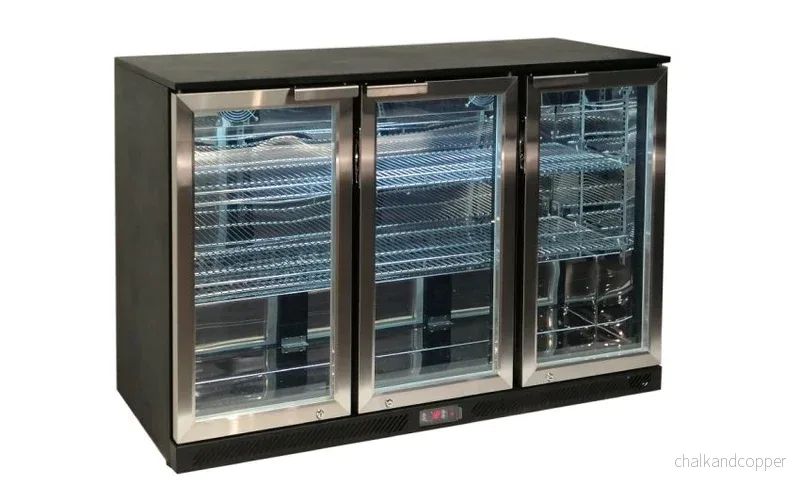 Backbar – Flaskkylskåp – 3 dörrar – Svart/Stål
