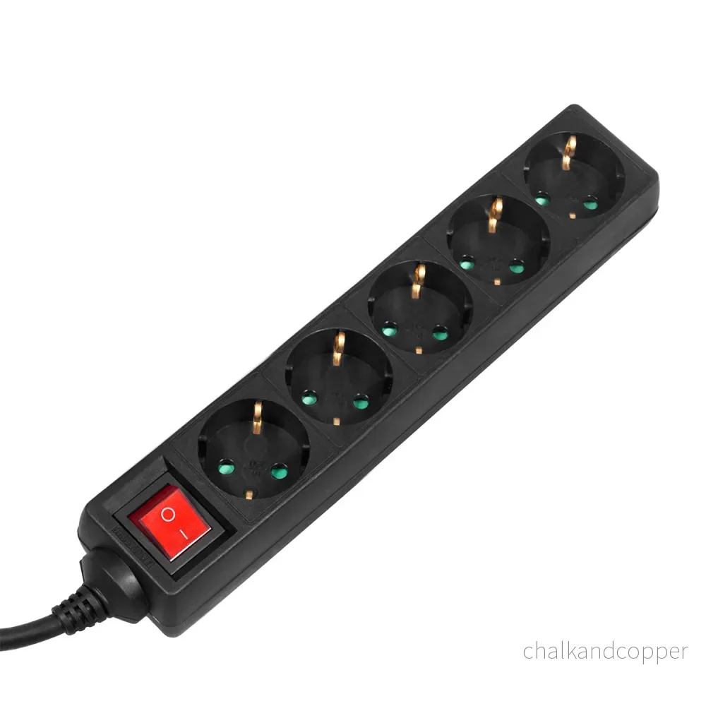 Eluttag förlängningssladd 5 uttag med switch svart tysk typ 5m Maclean Energy MCE227G 3500W - Bild 2