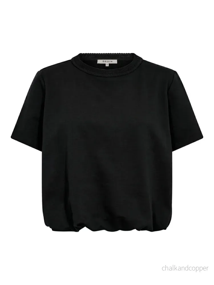 KarolineGO Tee Black Gossia