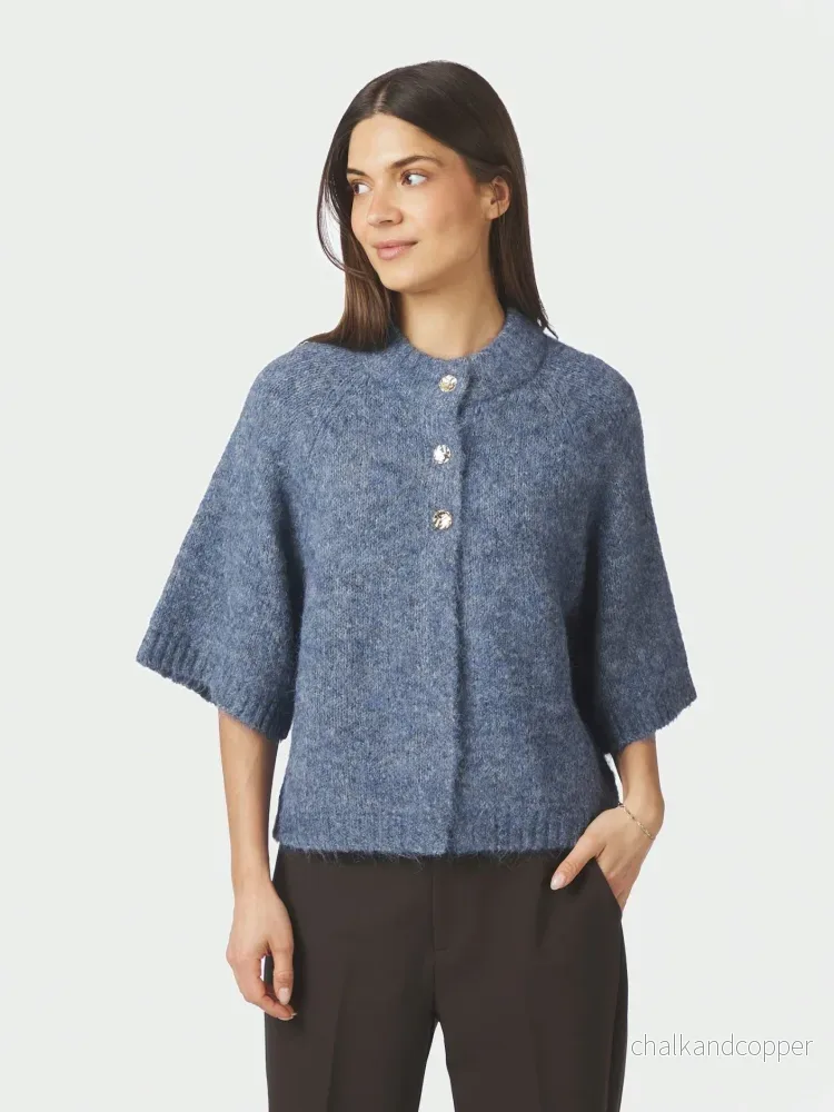 Benuta Fluffy Knit Cardigan Smoke Blue Neo Noir Benuta Fluffy Knit Cardigan Smoke Blue Neo Noir