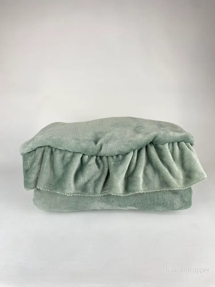 Lekmatta med volang, grön Lekmatta med volang, grön