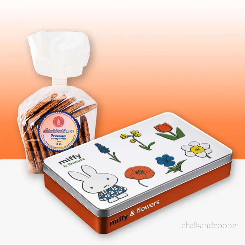 Miffy® färgpennsburk med mini premium stroopwafels (15 st) – Exklusivt gåvoset Miffy® färgpennsburk med mini premium stroopwafels (15 st) – Exklusivt gåvoset