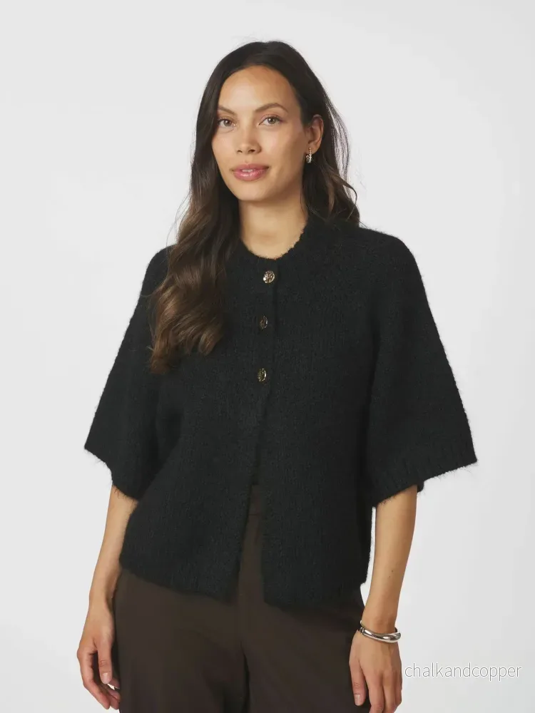 Benuta Fluffy Knit Cardigan Black Neo Noir Benuta Fluffy Knit Cardigan Black Neo Noir