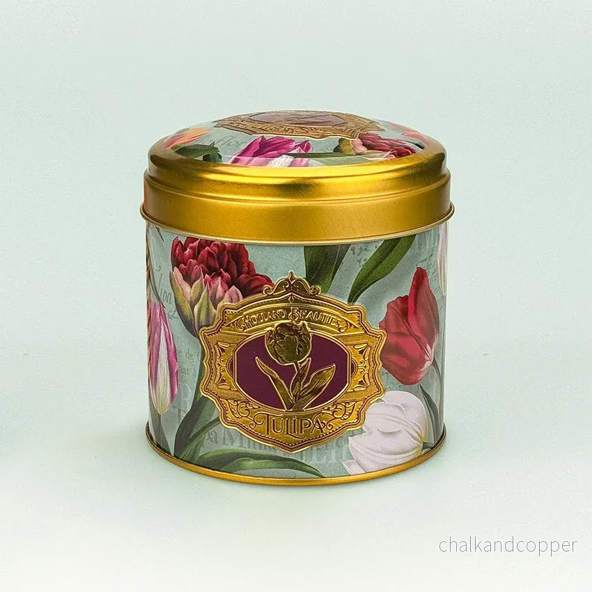 Pretty Tulips Förvaringsburk Grön – Exklusiv Design med Gulddetaljer Pretty Tulips Förvaringsburk Grön – Exklusiv Design med Gulddetaljer