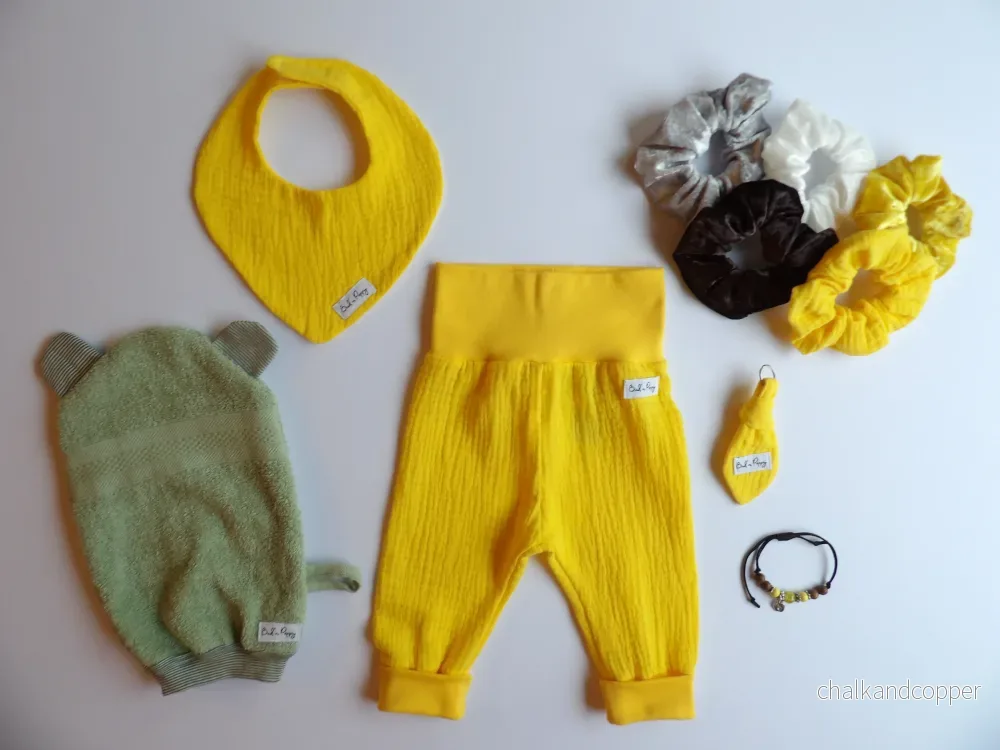 Storlek 56, Wrapped in Sunshine – Handgjort babyset, OEKO-TEX®-certifierade tyger Storlek 56, Wrapped in Sunshine – Handgjort babyset, OEKO-TEX®-certifierade tyger